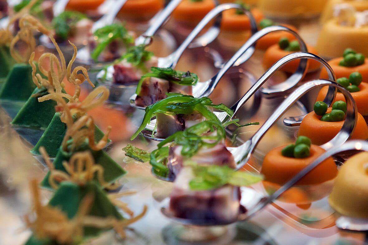 Catering-Buffet mit Fingerfood